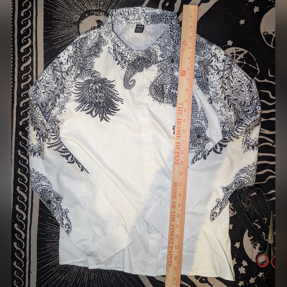 SHEIN Monochrome Paisley Shirt